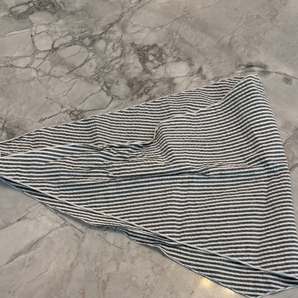 Donni Charm Gray and White Stripe Headscarf/Neckscarf NWOT